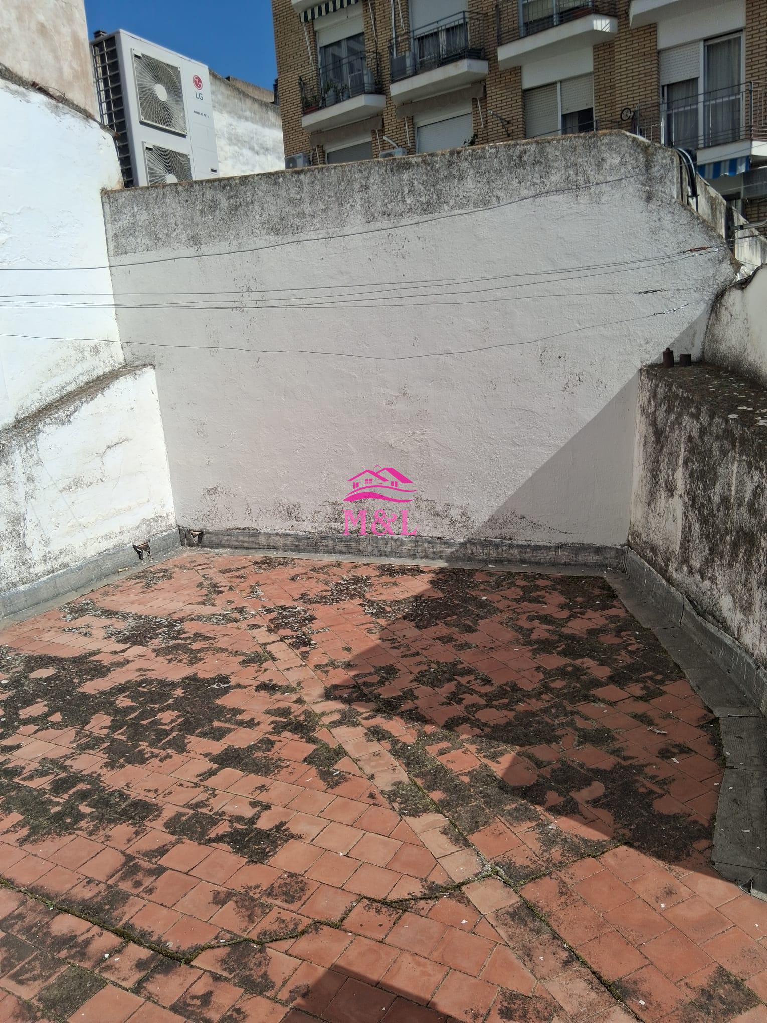 For sale of building in Mérida