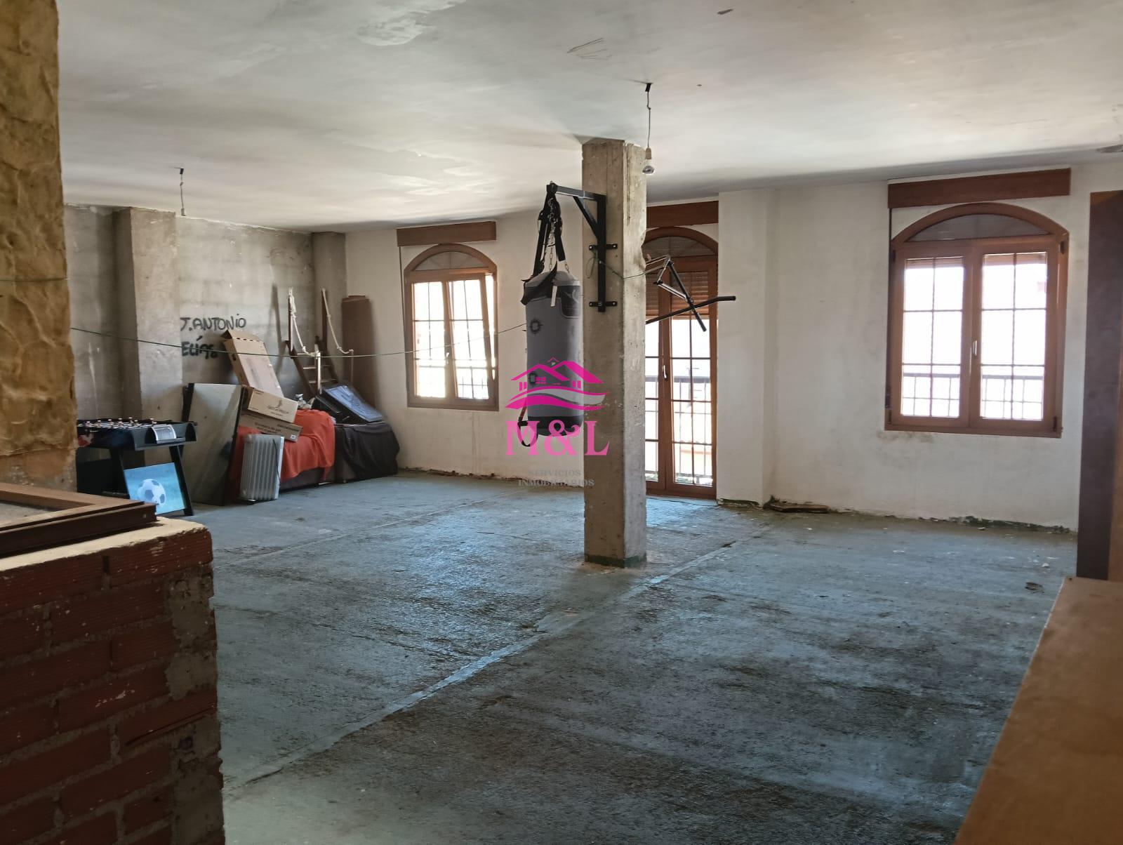 Venta de casa en Esparragalejo