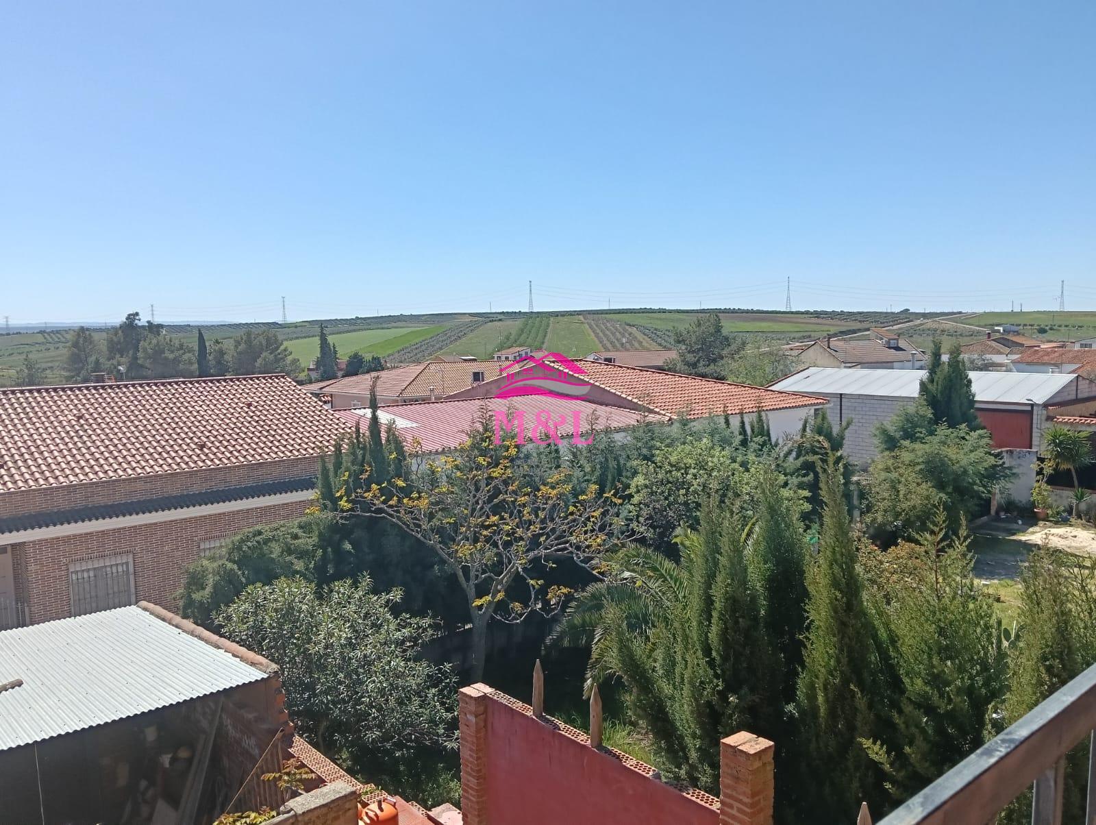 Venta de casa en Esparragalejo