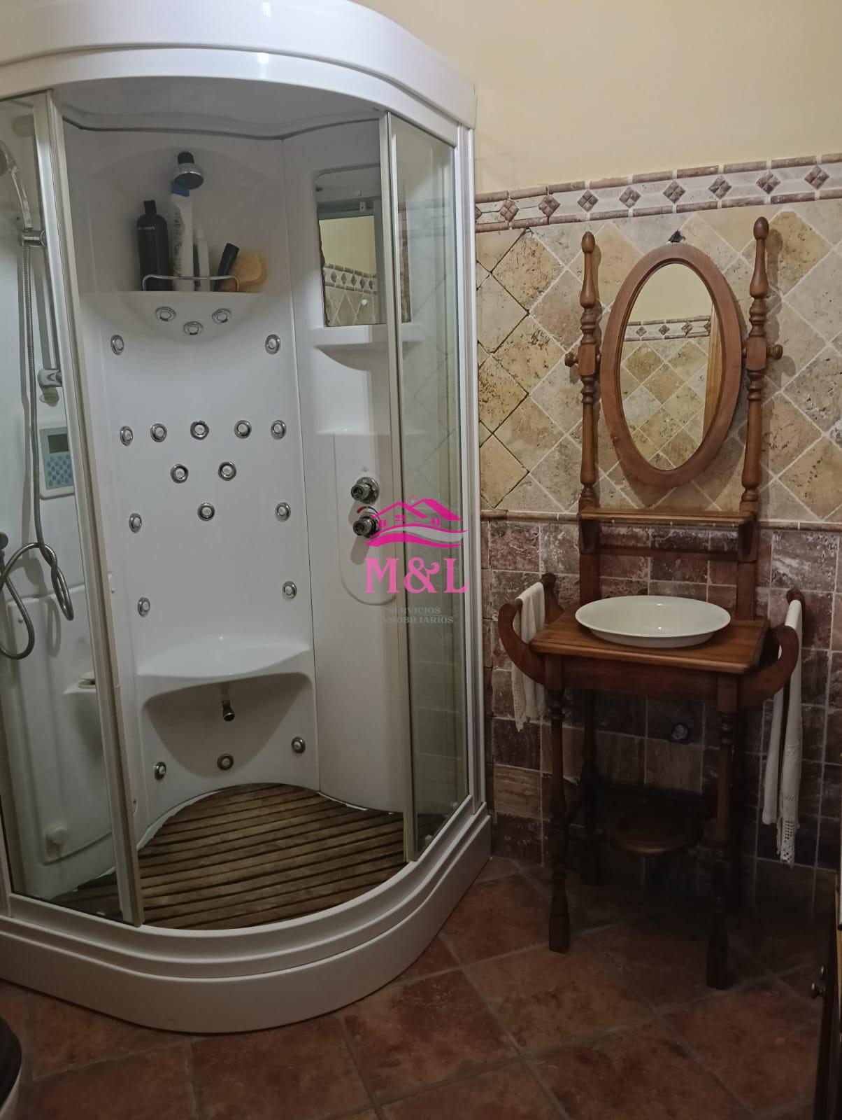 Venta de casa en Esparragalejo