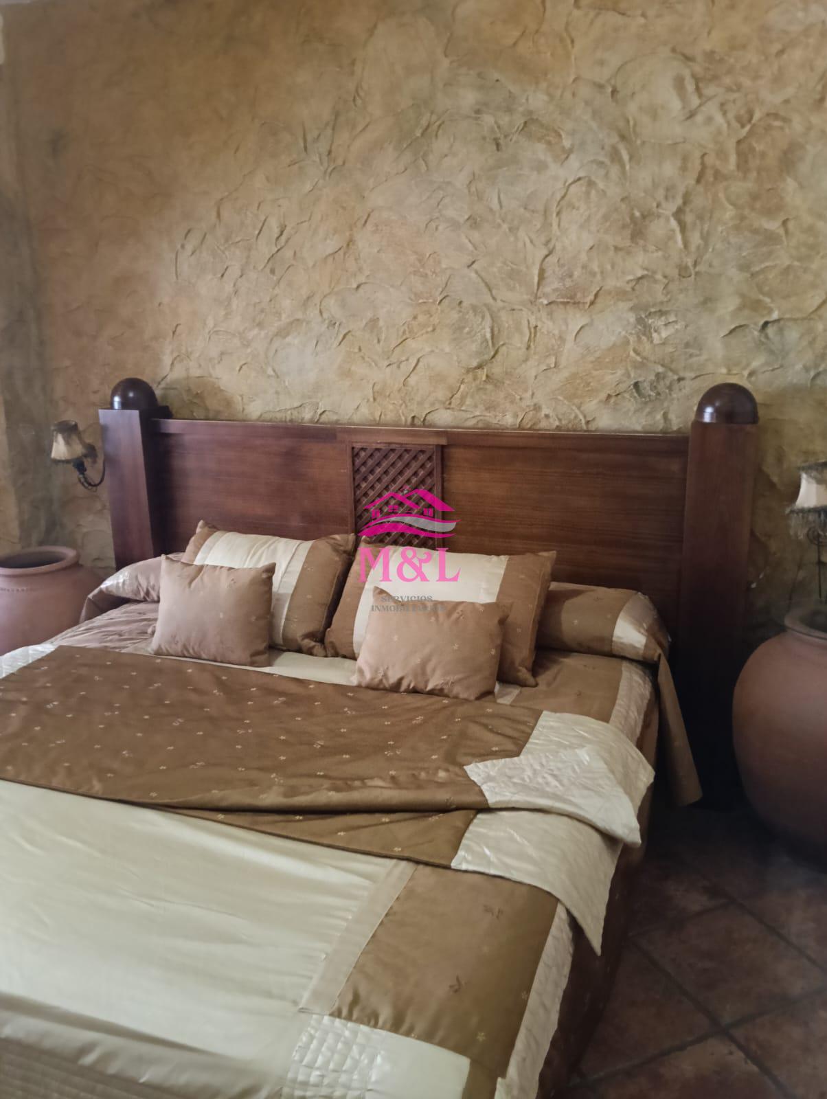 Venta de casa en Esparragalejo