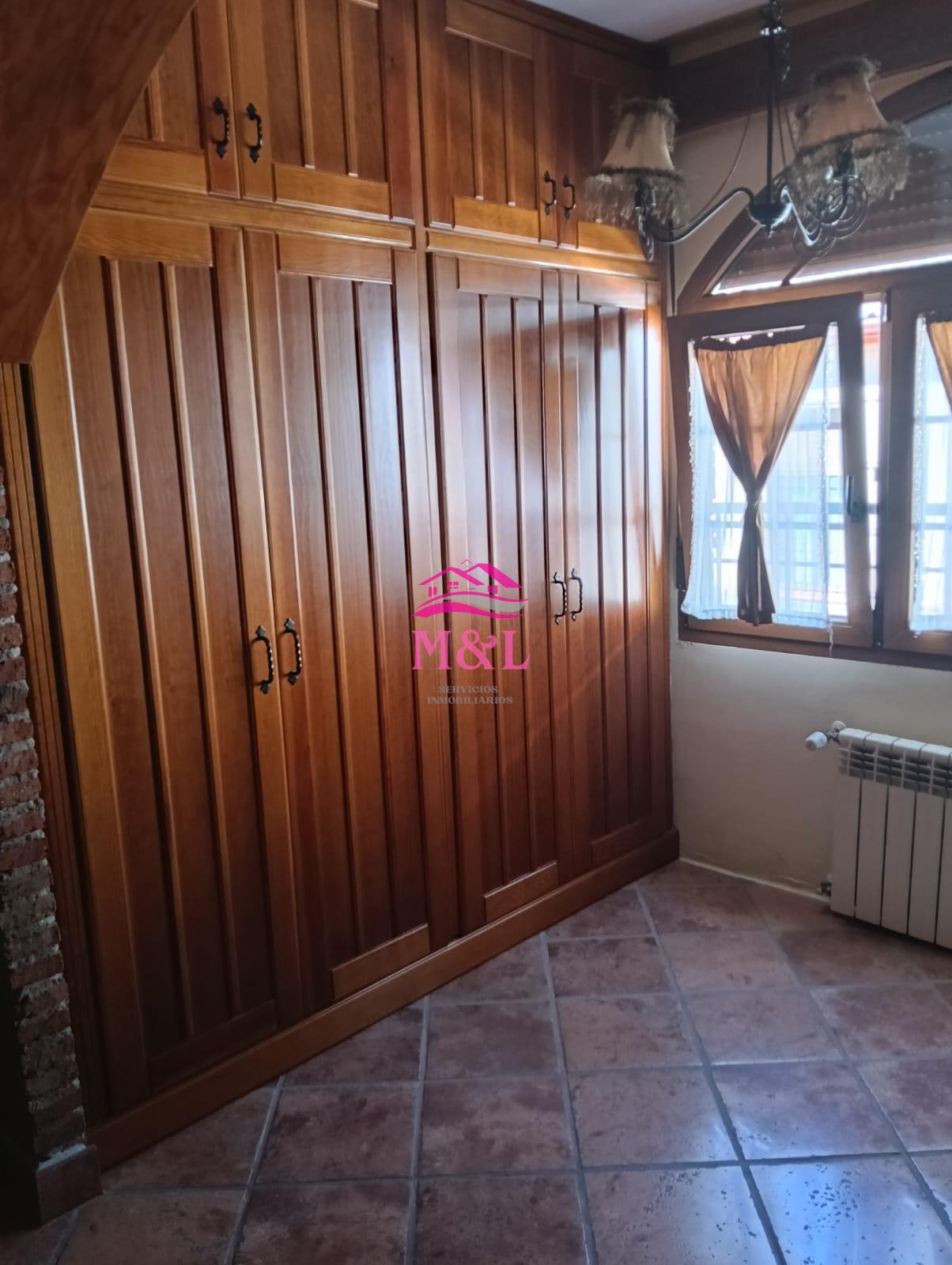 Venta de casa en Esparragalejo
