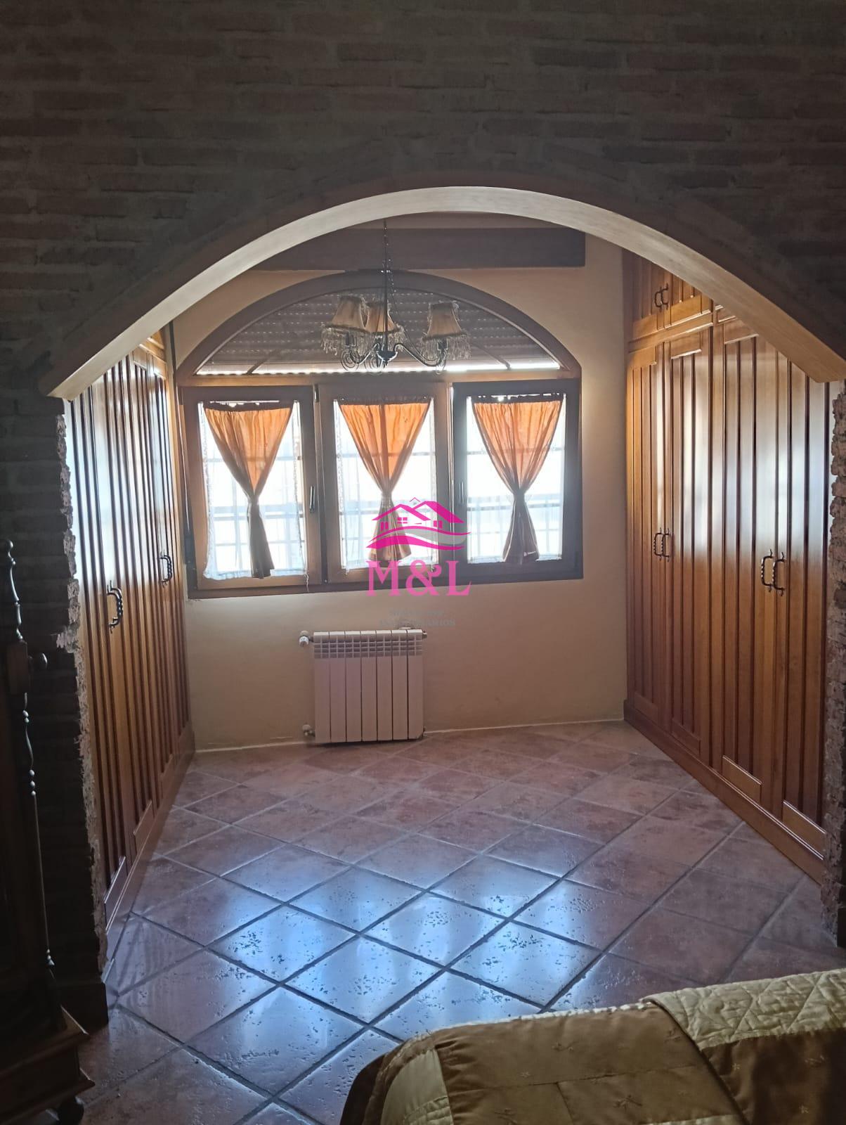 Venta de casa en Esparragalejo