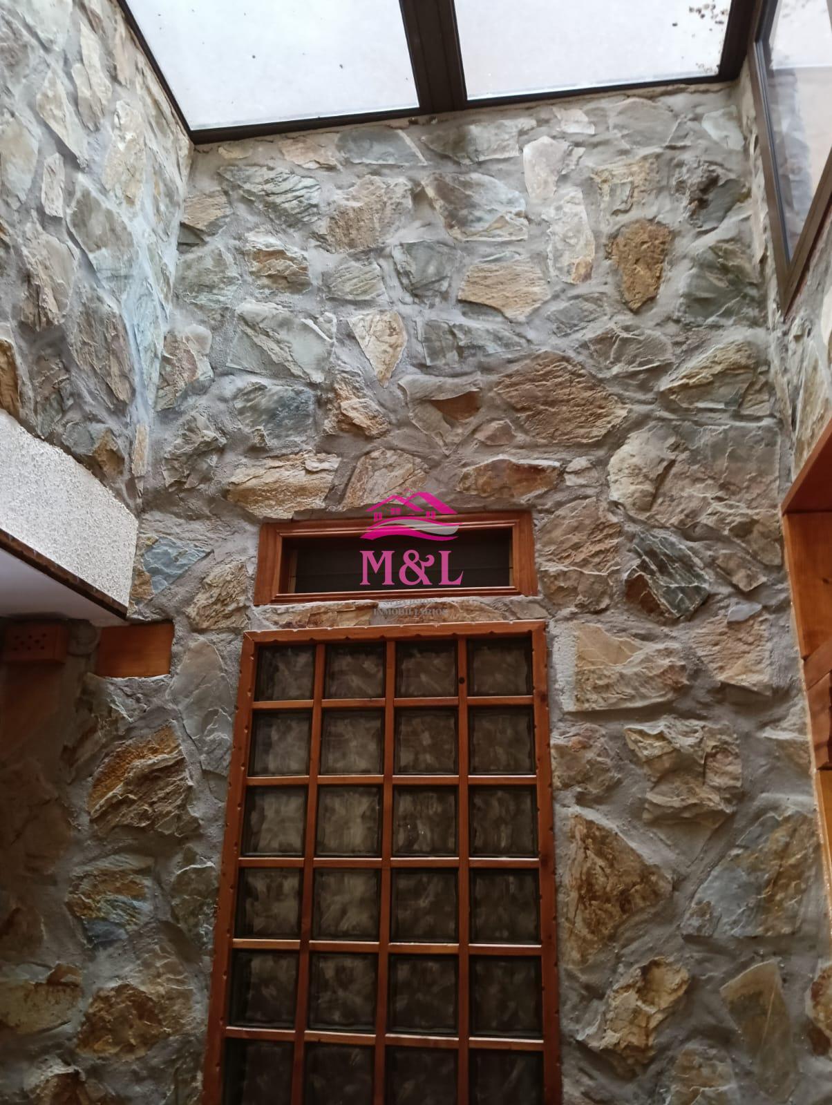 Venta de casa en Esparragalejo