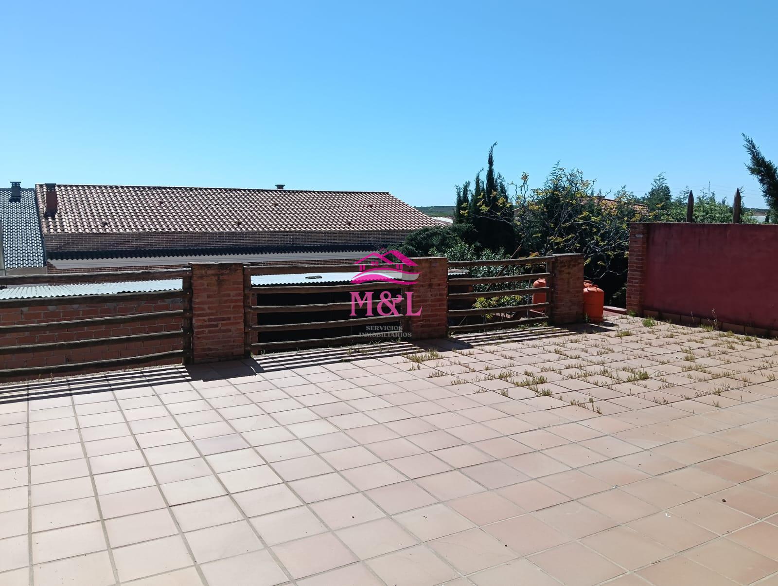 Venta de casa en Esparragalejo