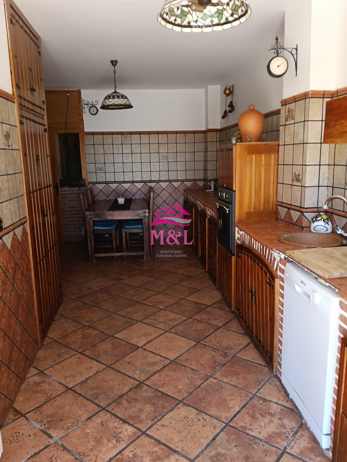 Venta de casa en Esparragalejo