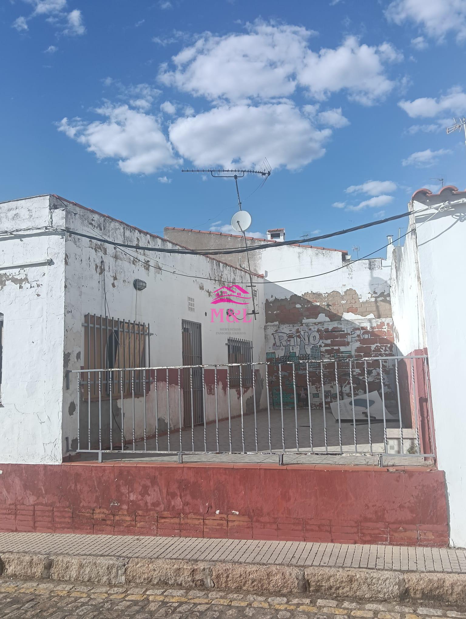 Venta de local en Don Álvaro