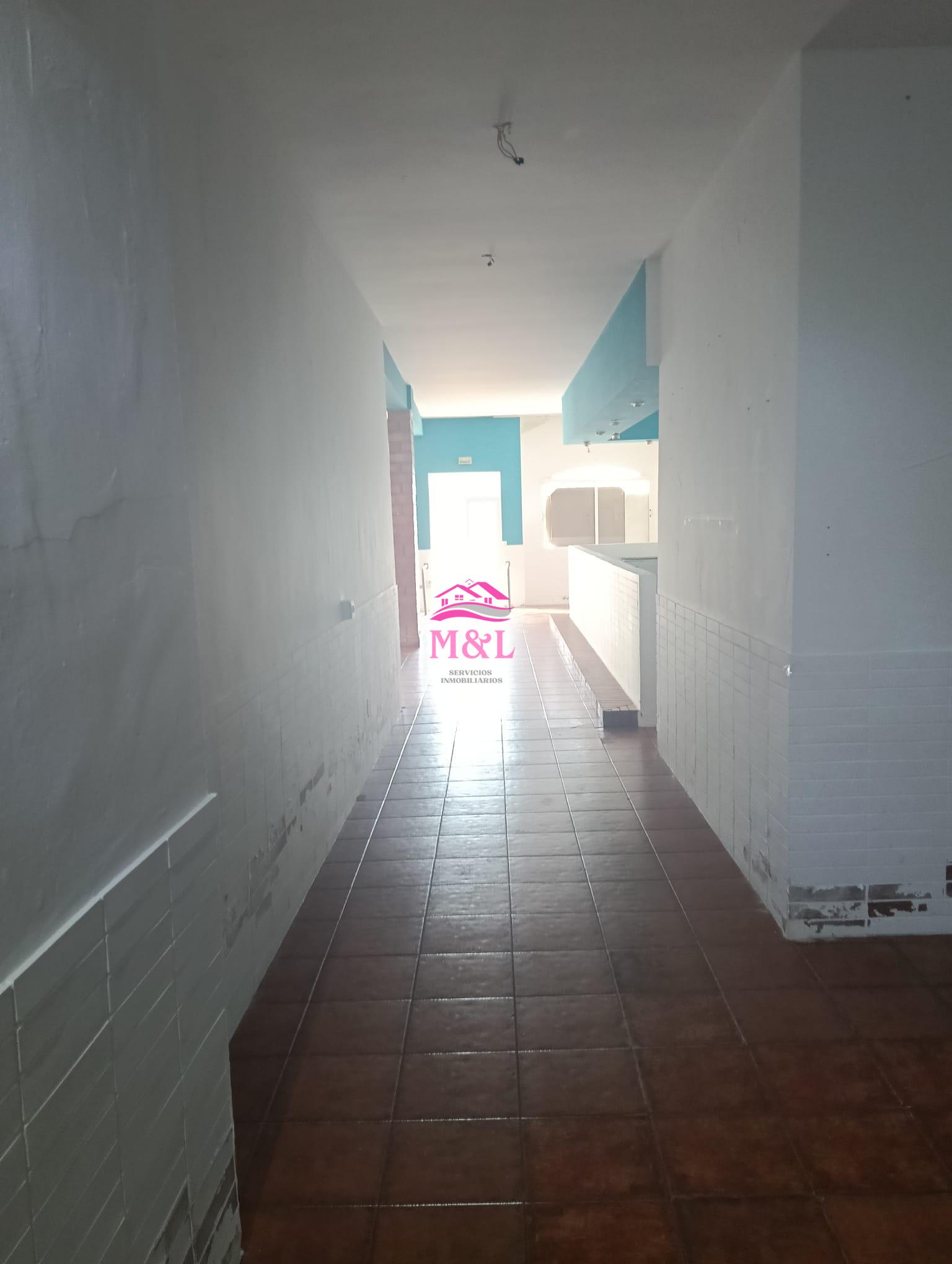 Venta de local en Don Álvaro