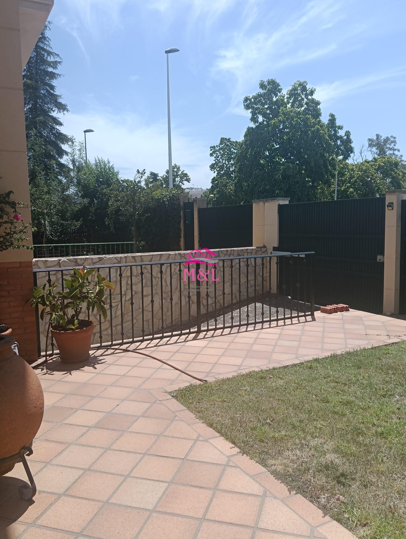 For sale of chalet in Mérida