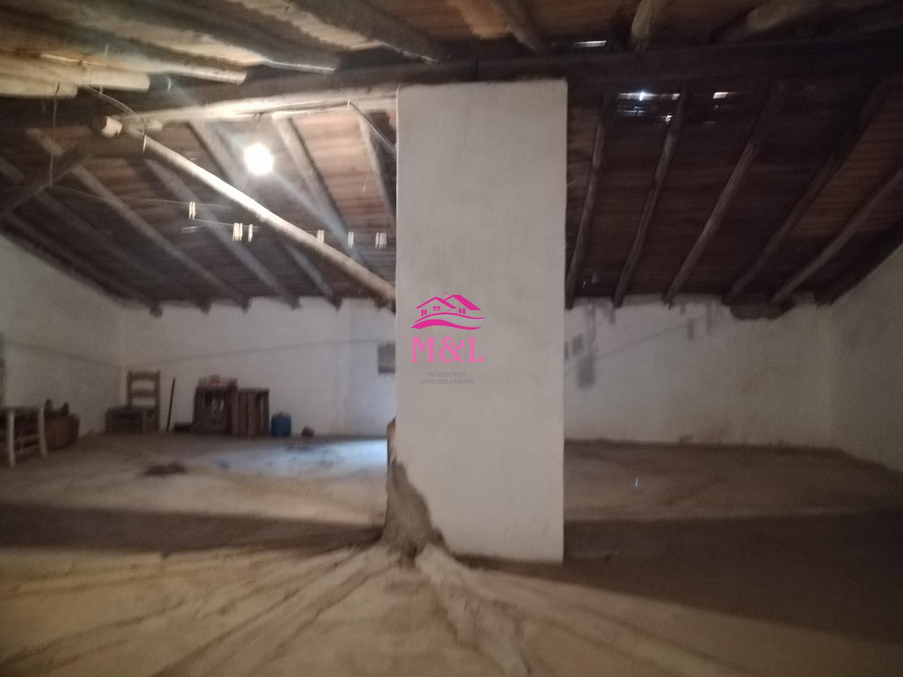 Venta de casa en Esparragalejo