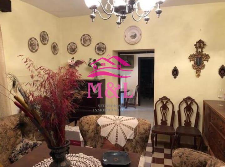 Venta de casa en Don Álvaro