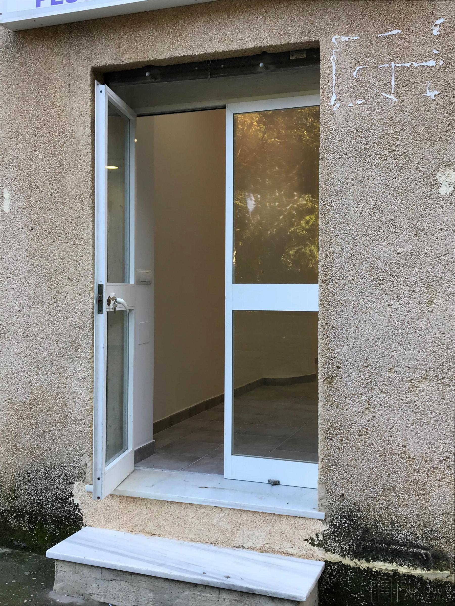 For sale of commercial in Jerez de la Frontera