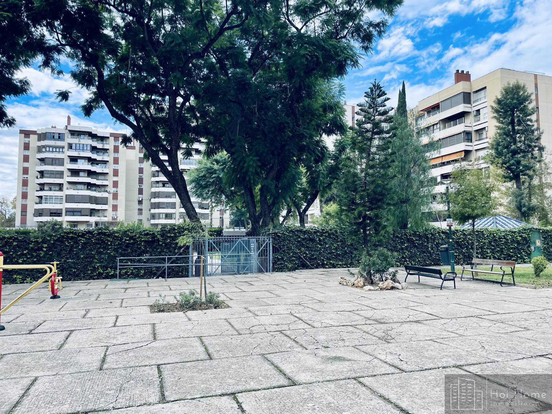 For sale of commercial in Jerez de la Frontera
