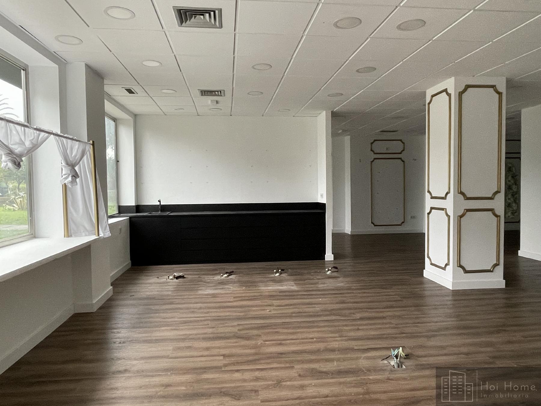 For sale of commercial in Jerez de la Frontera
