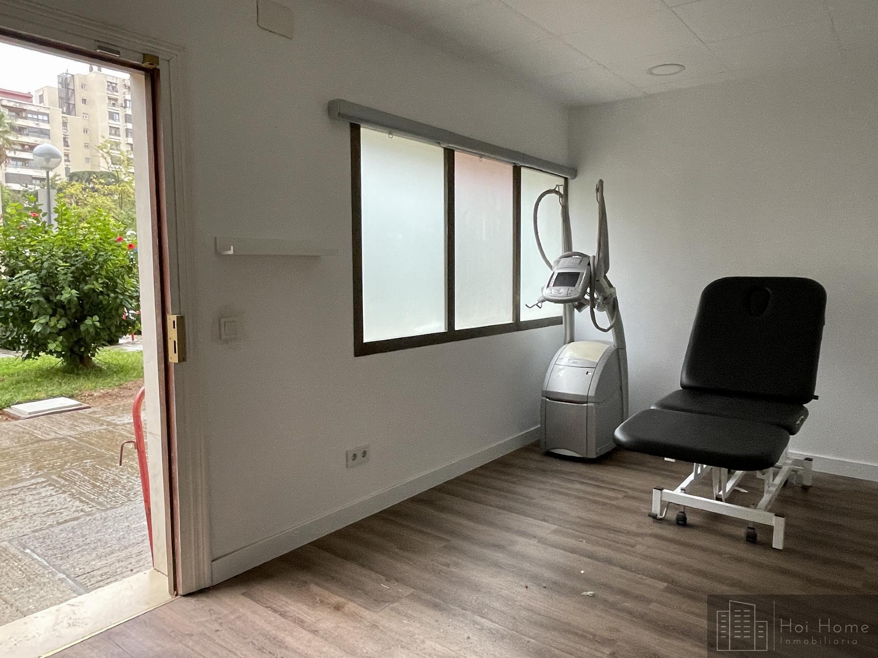 For sale of commercial in Jerez de la Frontera