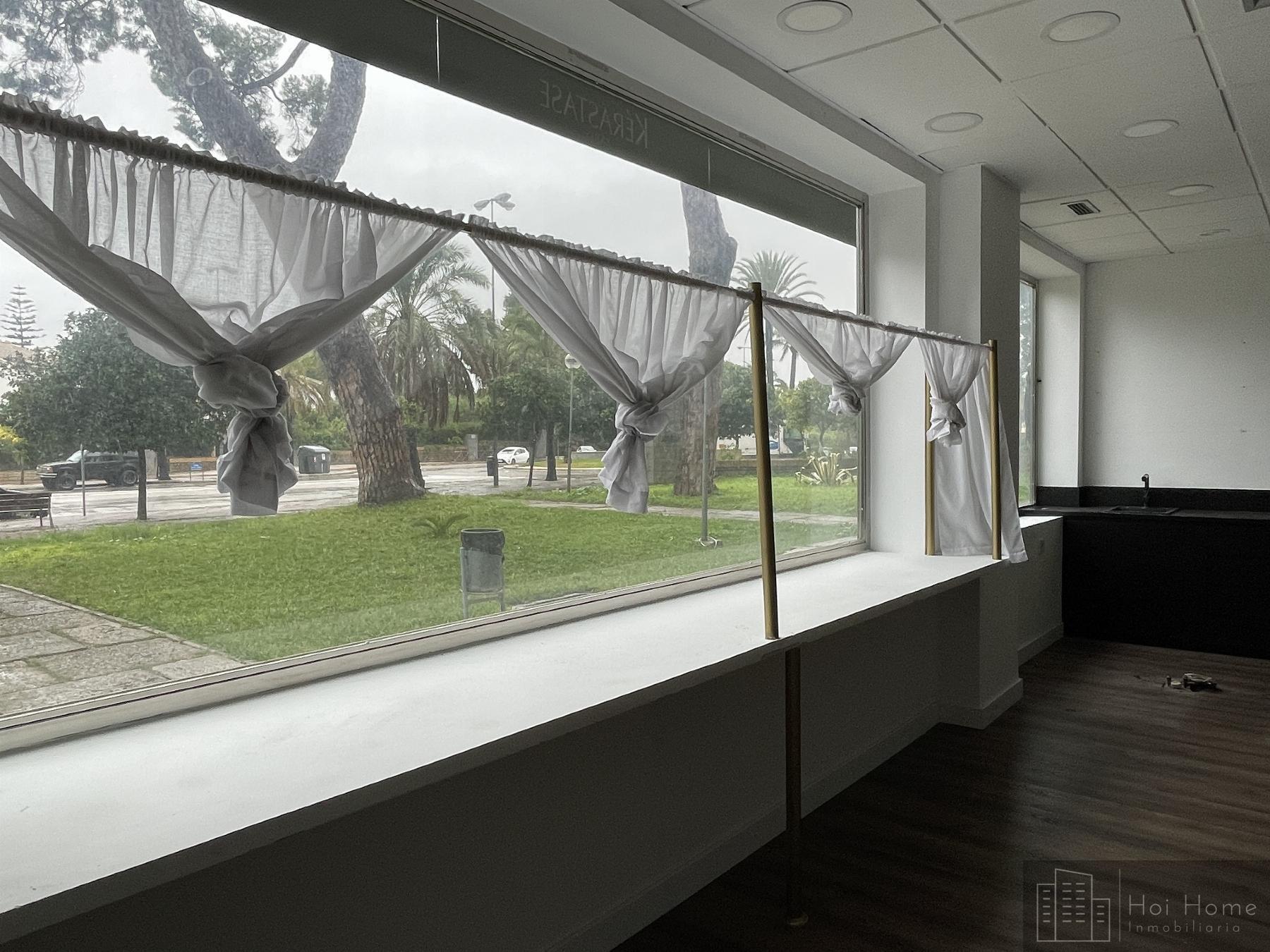 For sale of commercial in Jerez de la Frontera