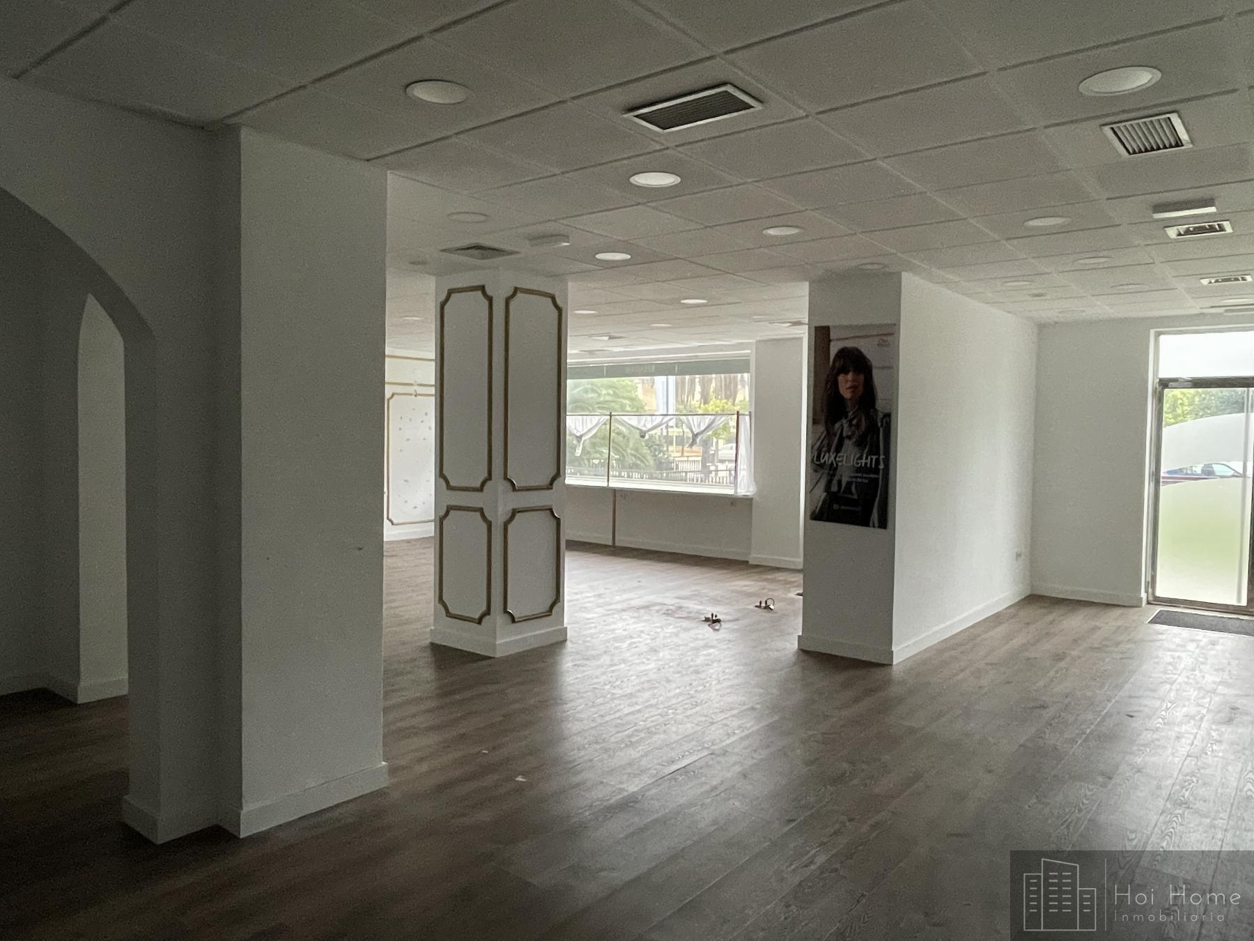 For sale of commercial in Jerez de la Frontera