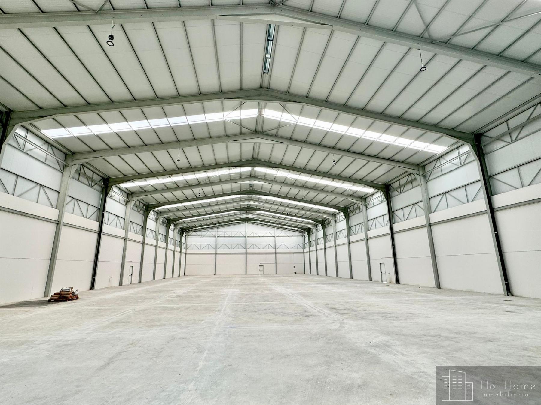 For sale of industrial plant/warehouse in Jerez de la Frontera