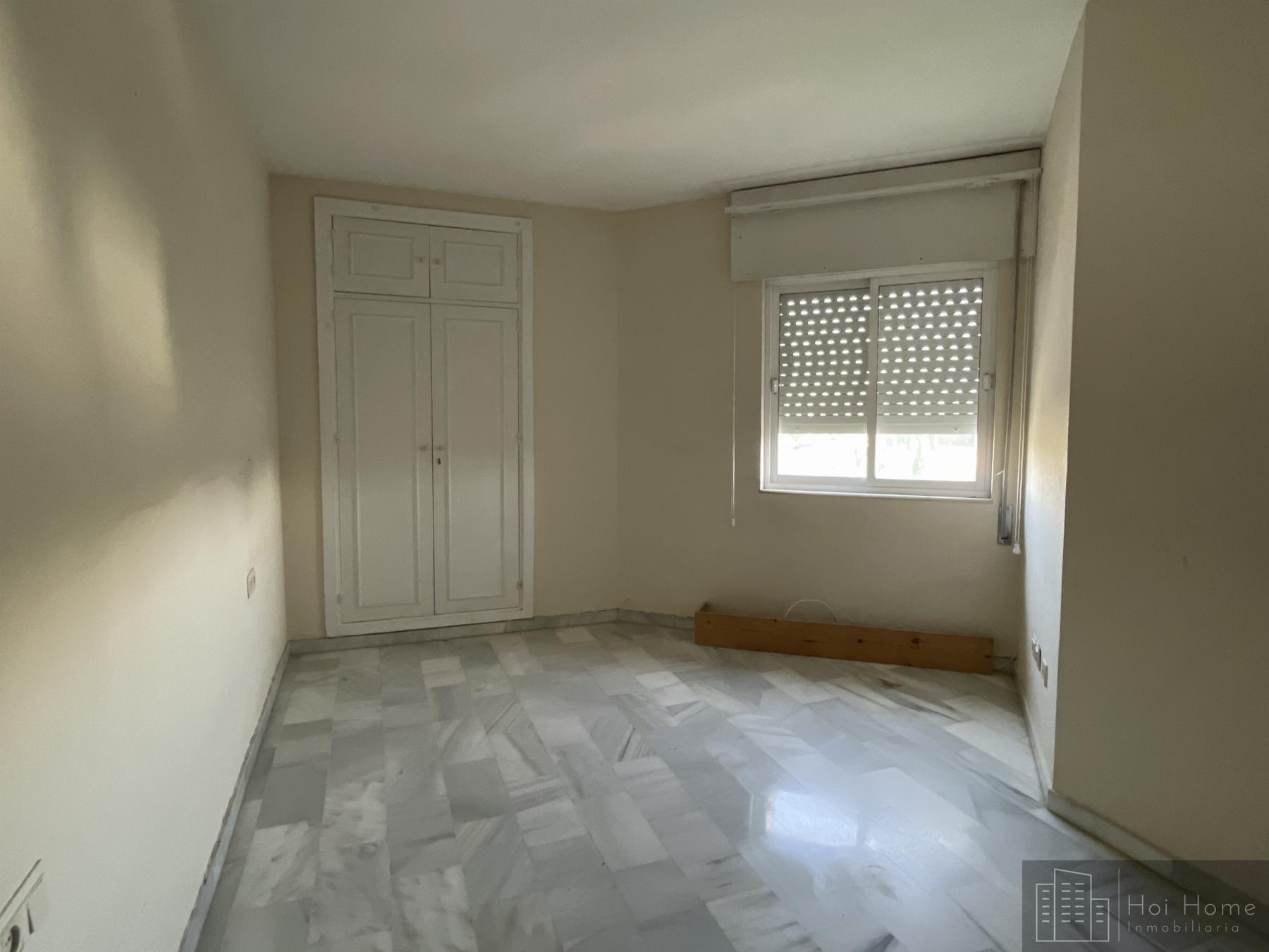 For sale of flat in Jerez de la Frontera