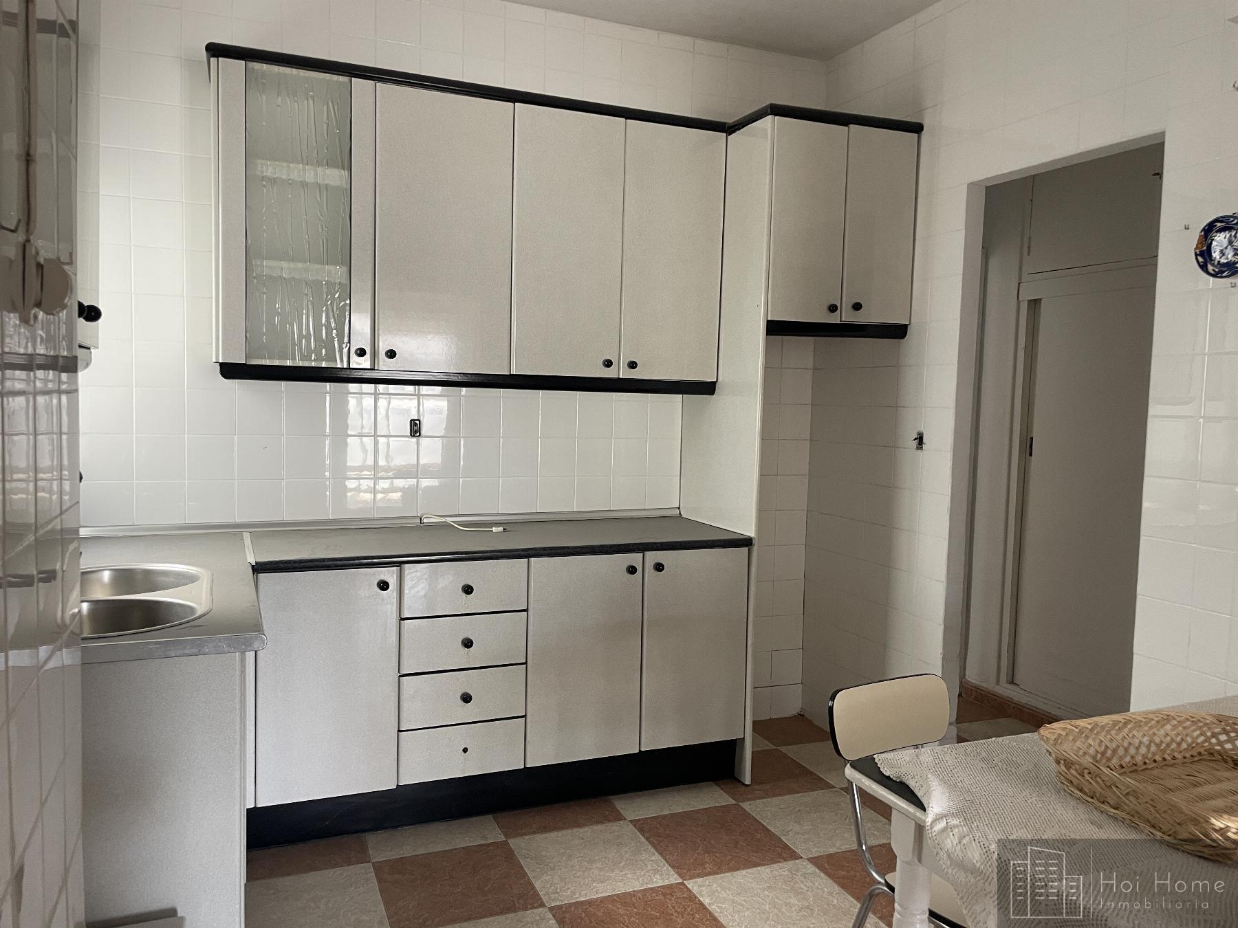 For sale of flat in Jerez de la Frontera