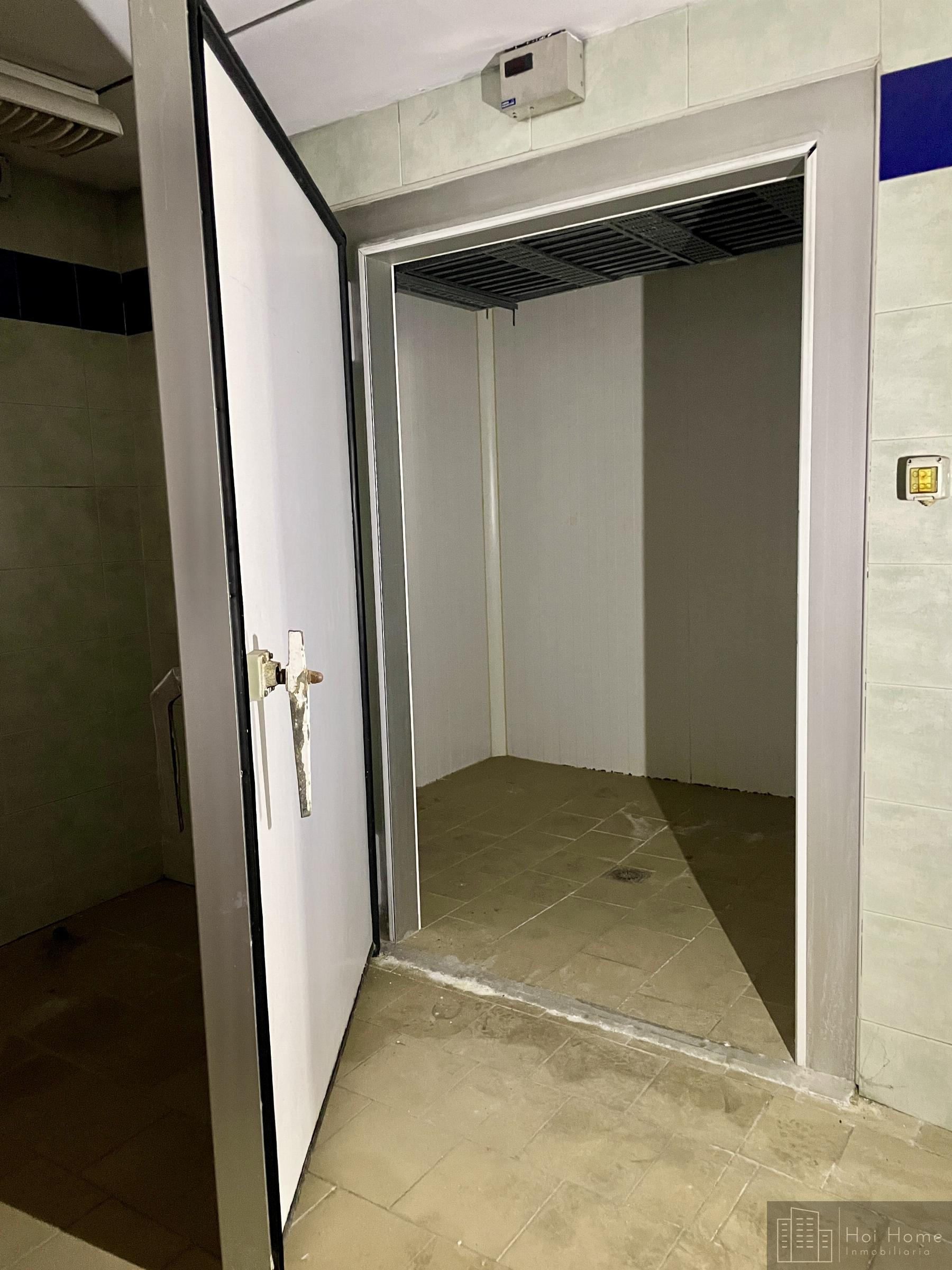 Venta de local en Jerez de la Frontera