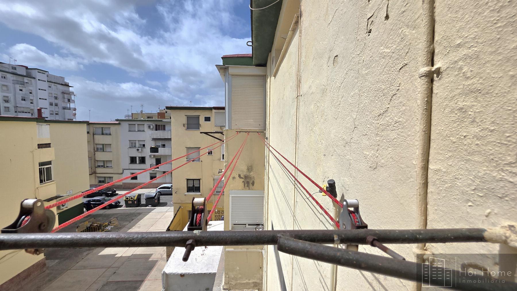 For sale of flat in Jerez de la Frontera