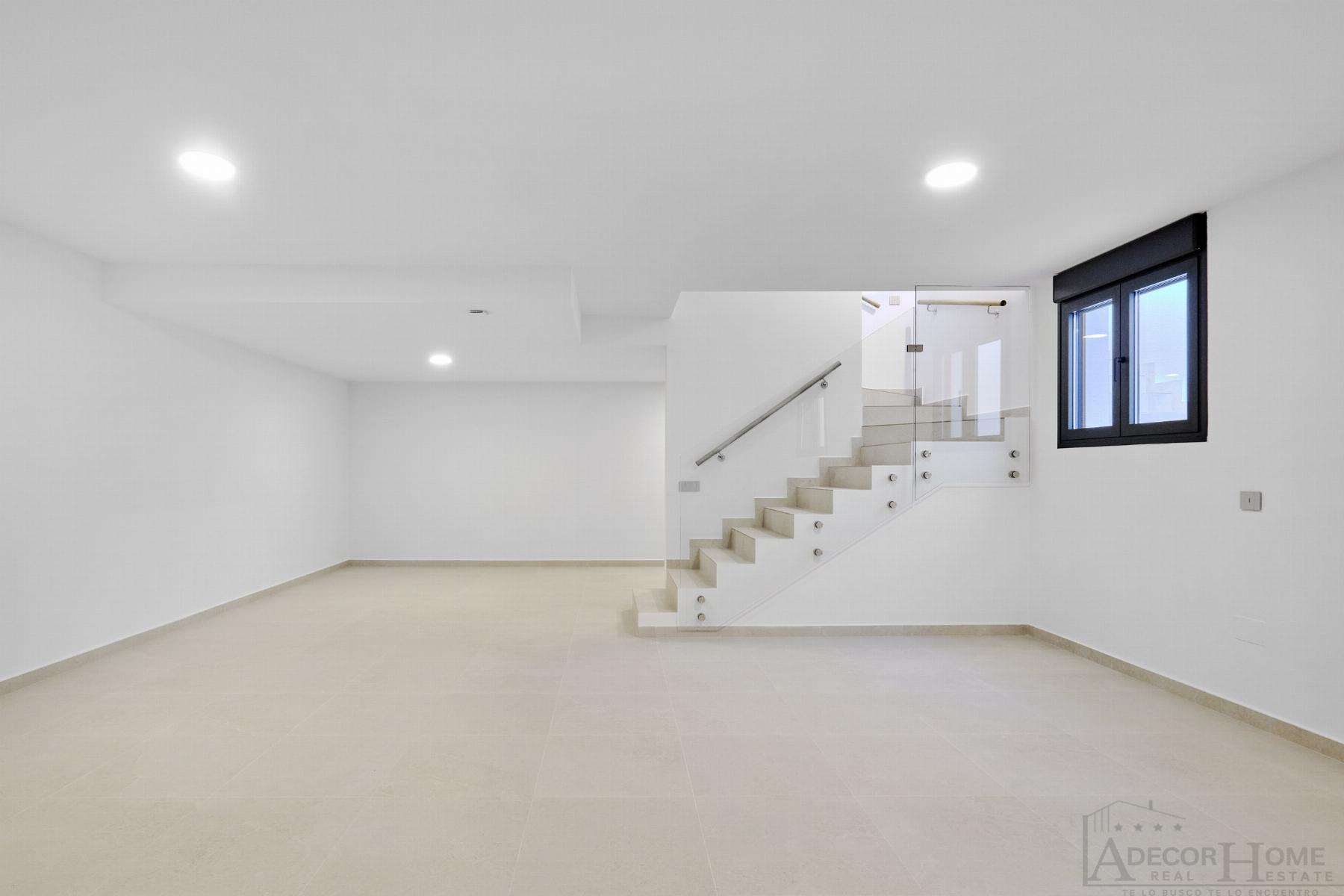 Zu verkaufen von villa in
 San Miguel de Salinas