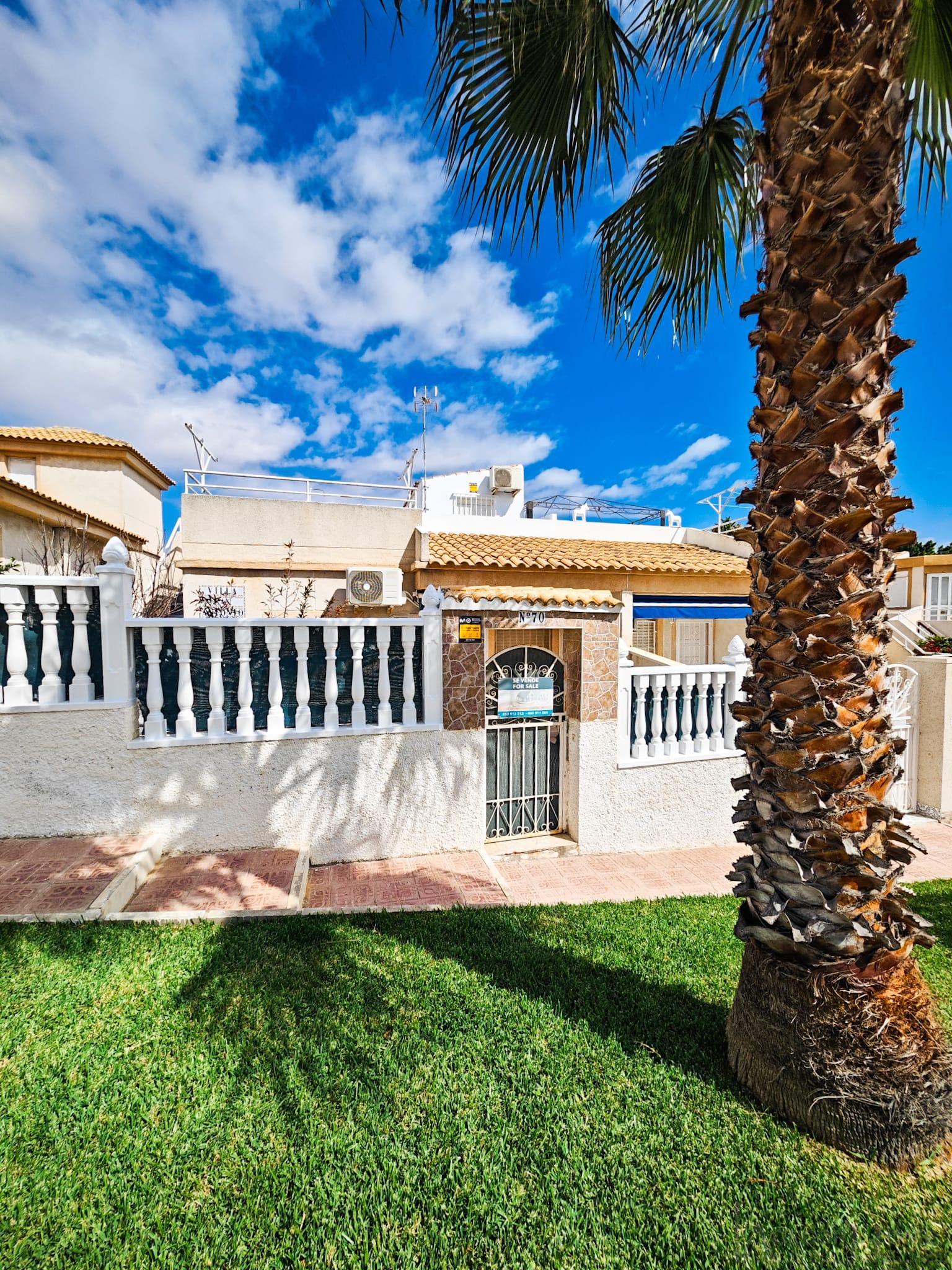 For sale of bungalow in Torrevieja