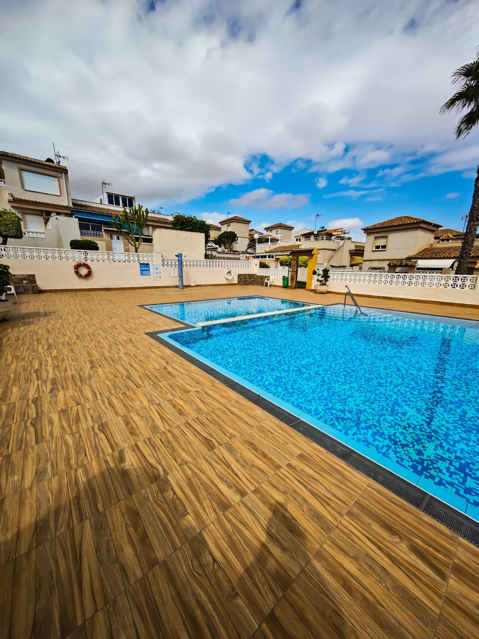 For sale of bungalow in Torrevieja