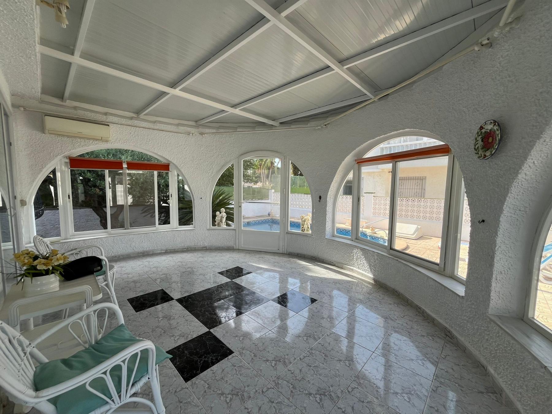 Venta de chalet en Los Alcázares