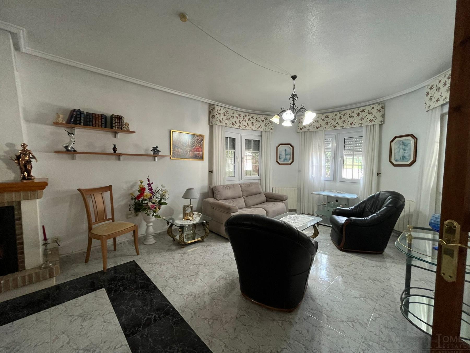 Venta de chalet en Los Alcázares