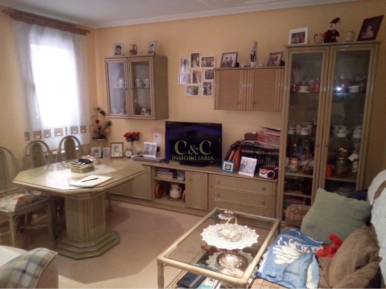 For sale of flat in Manzanares