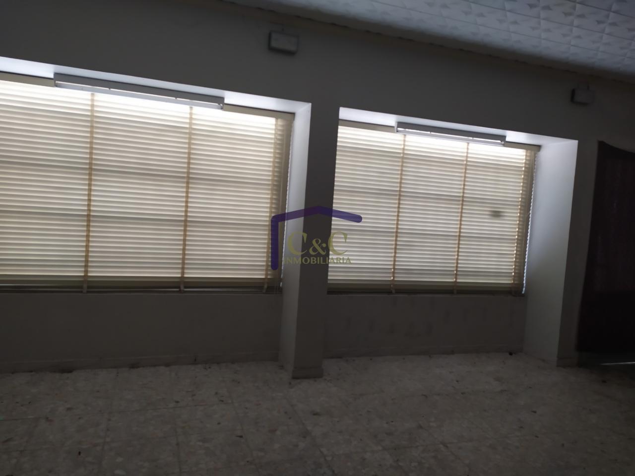 Venta de casa en Manzanares