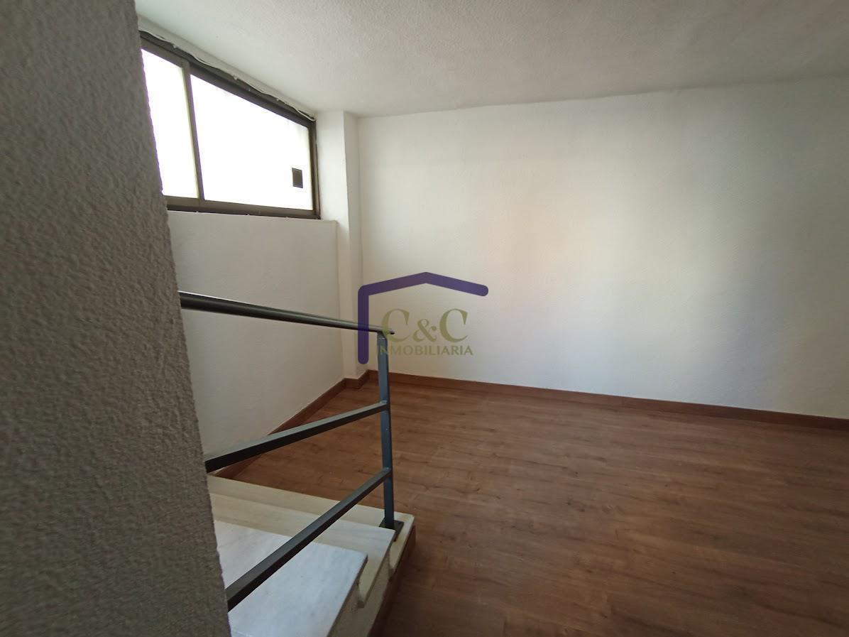 Venta de local en Manzanares