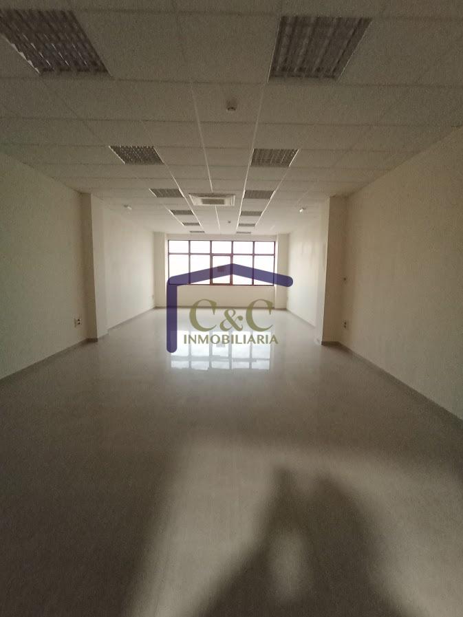 For sale of commercial in Manzanares