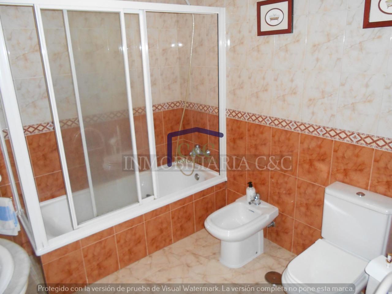 For sale of flat in Manzanares