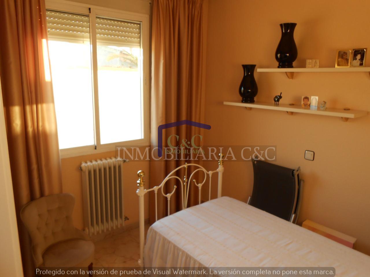 For sale of flat in Manzanares
