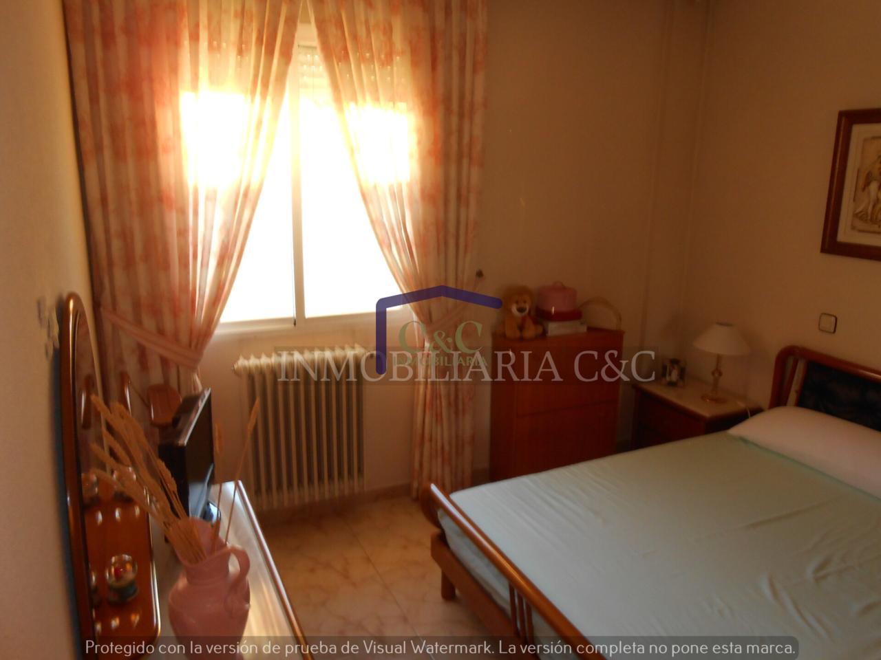 For sale of flat in Manzanares