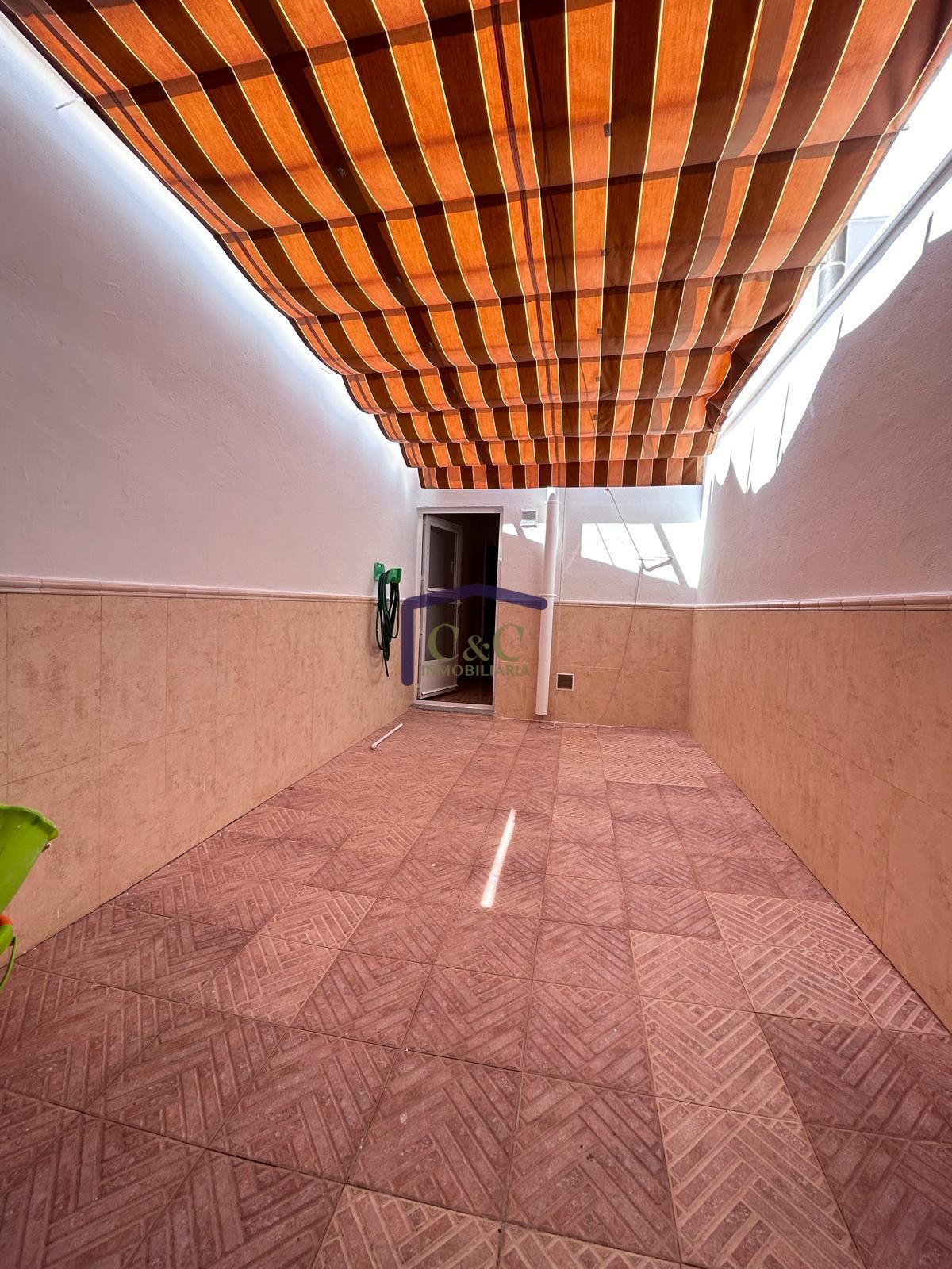 For sale of house in Manzanares