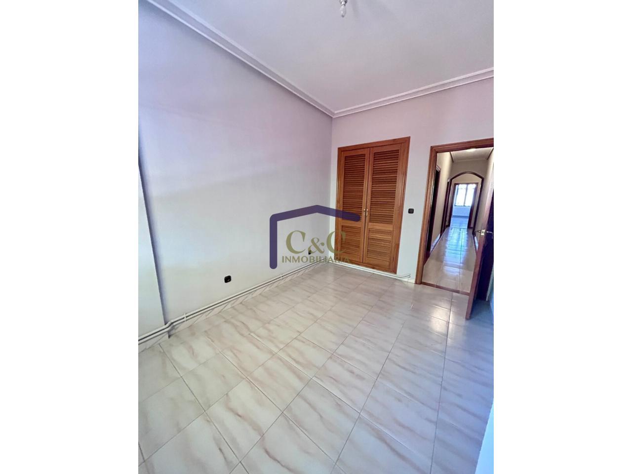 Venta de piso en Manzanares