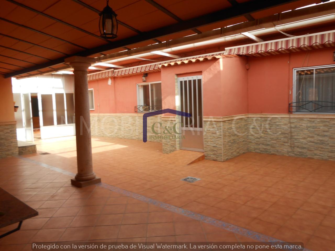 Venta de casa en Manzanares