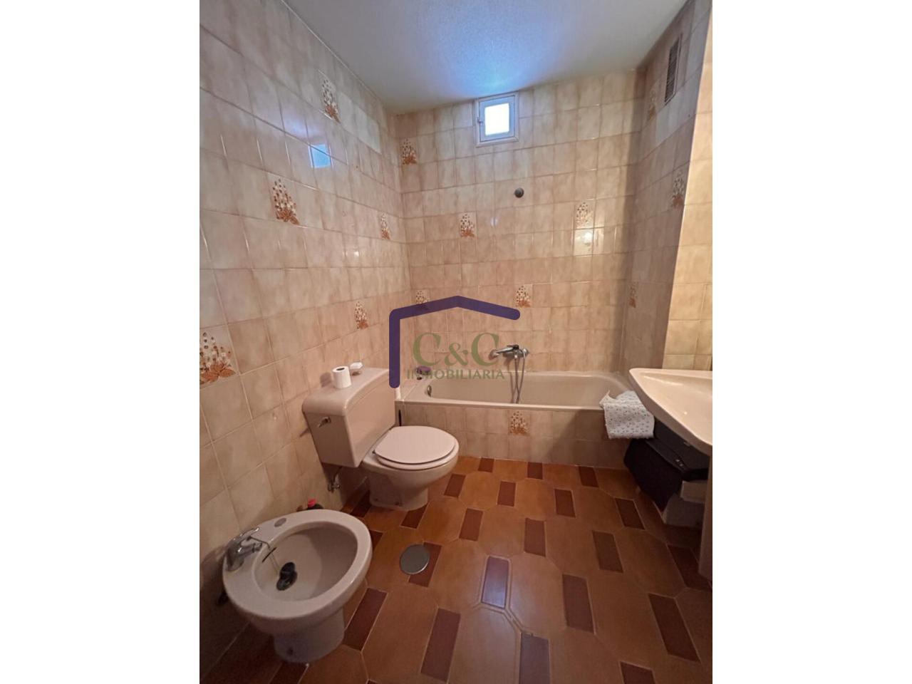 For sale of flat in Manzanares