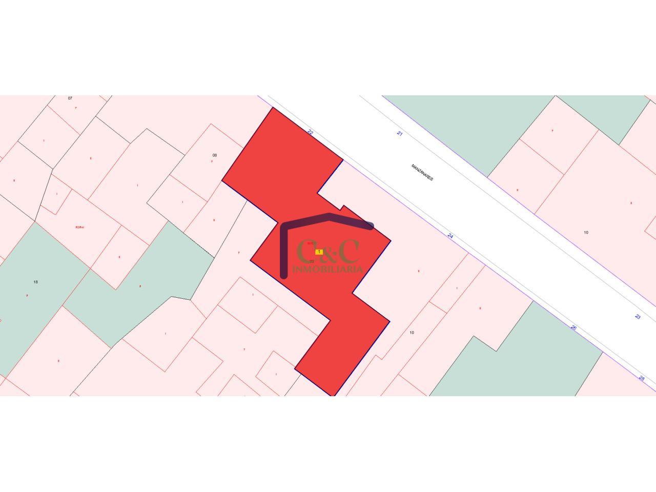 For sale of land in Manzanares