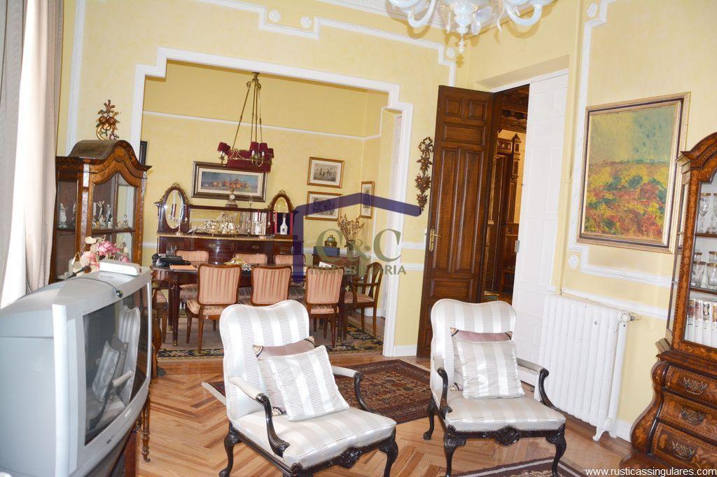 Venta de casa en Valdepeñas