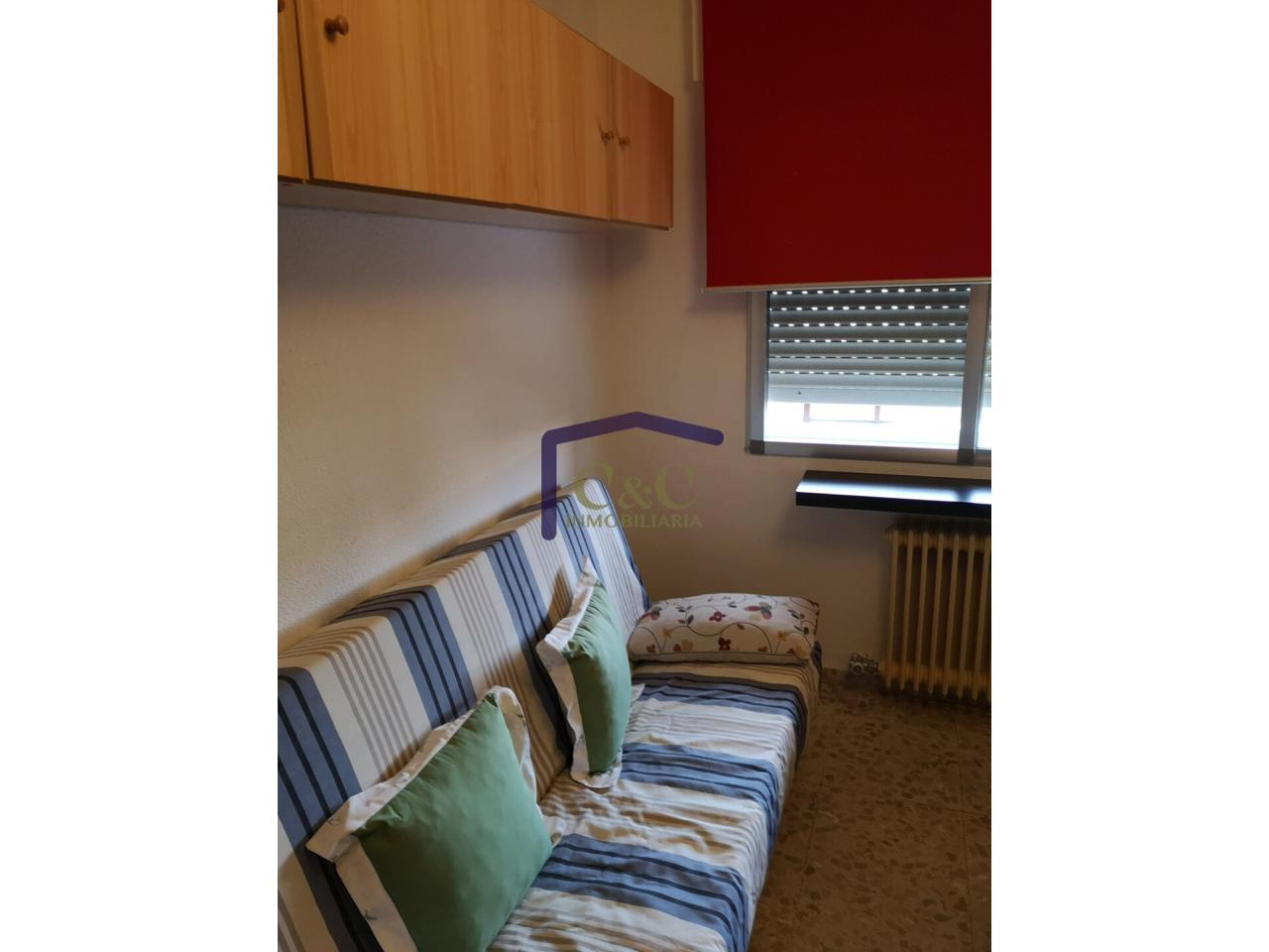 For sale of flat in Manzanares