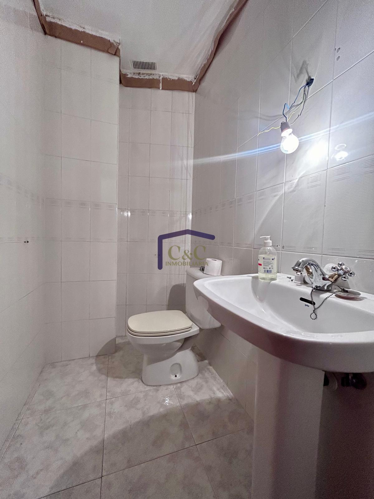 For sale of house in Manzanares