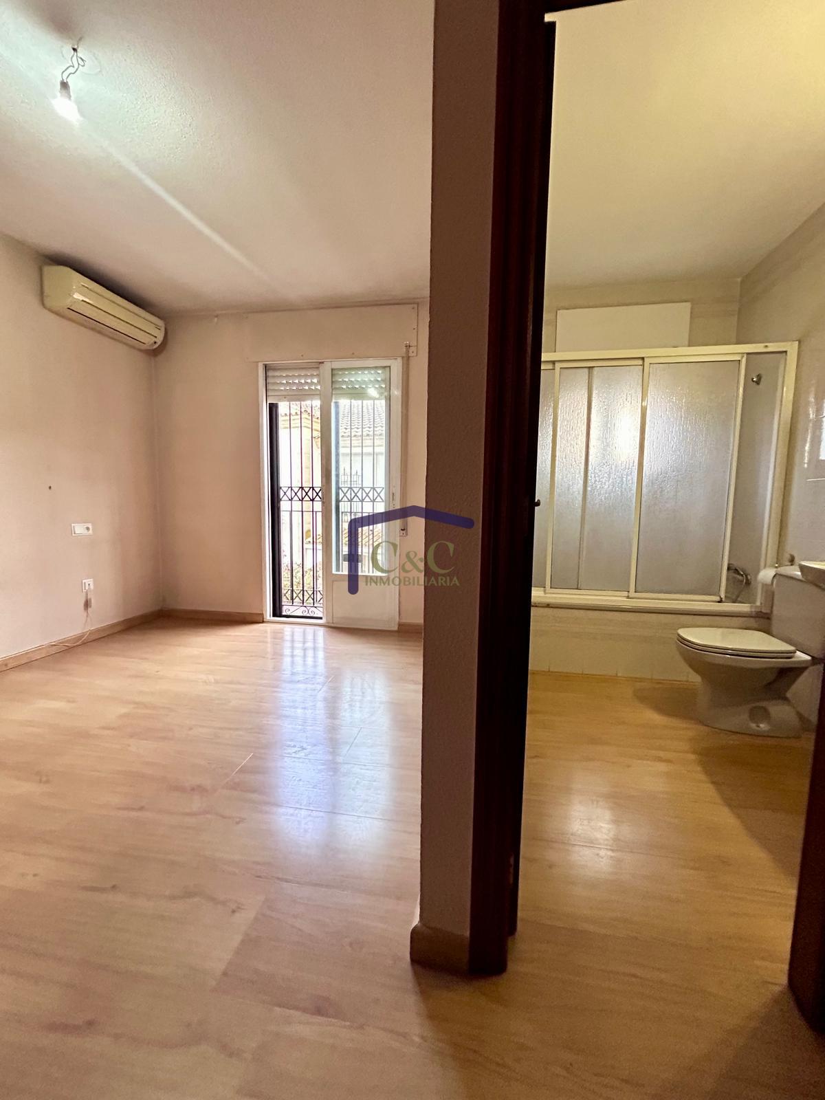 For sale of house in Manzanares