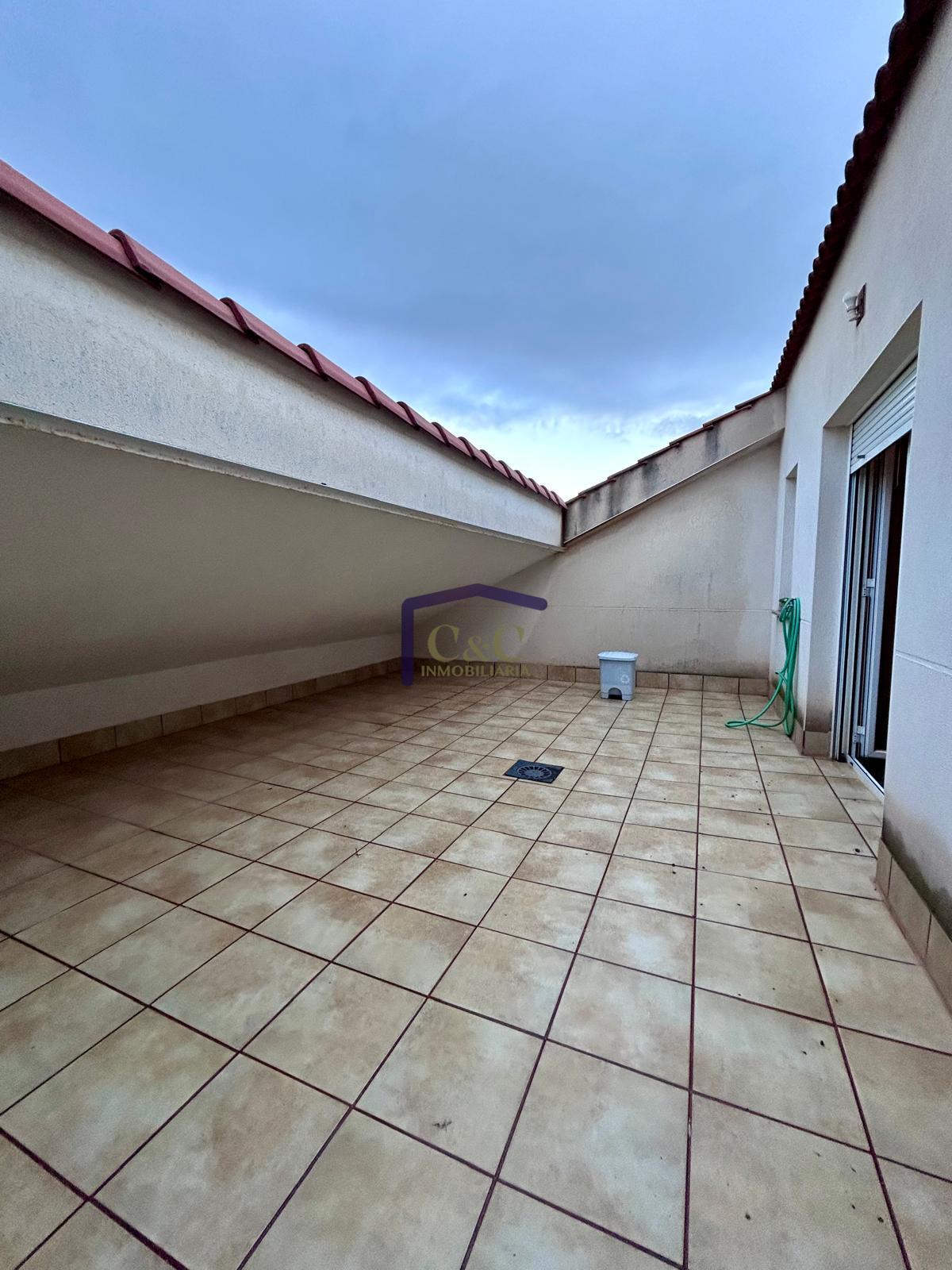 For sale of flat in Manzanares