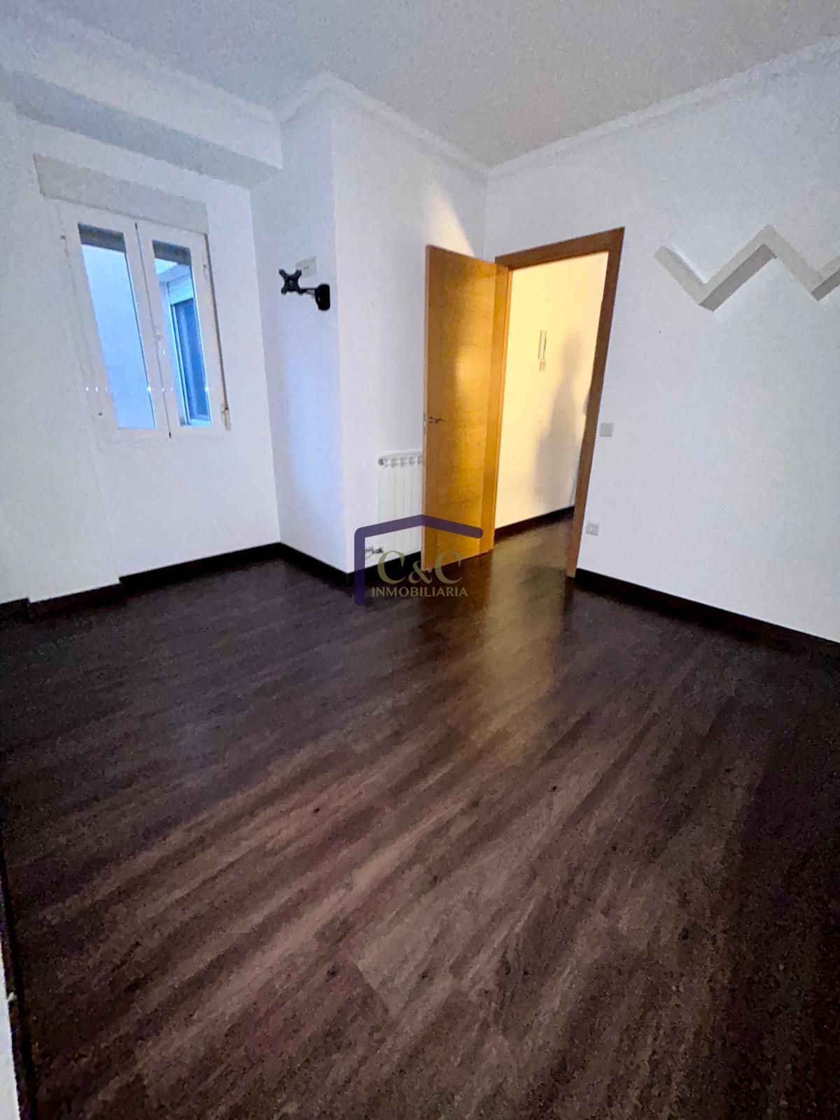 For sale of flat in Manzanares