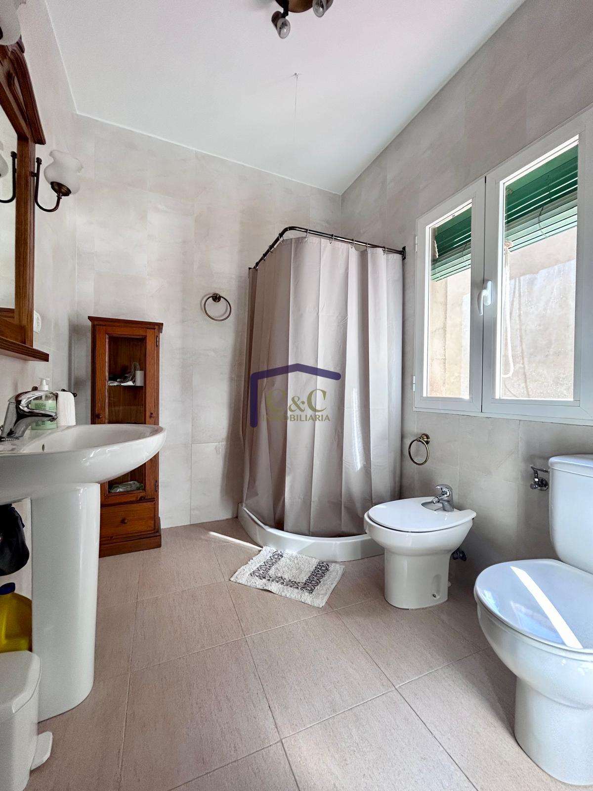 For sale of house in Manzanares